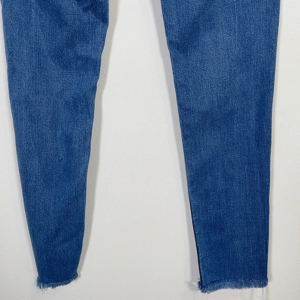 Levi's Premium  Skinny Frayed Hem Jeans - Picture 14 of 15
